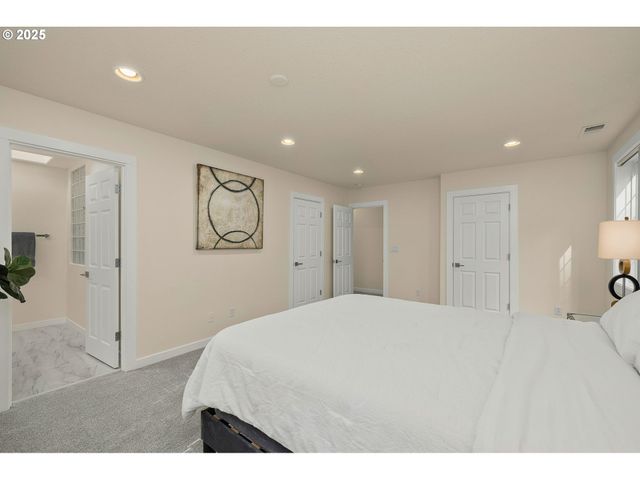 11340 Nw PUMPKIN Ct, Portland, OR 97229