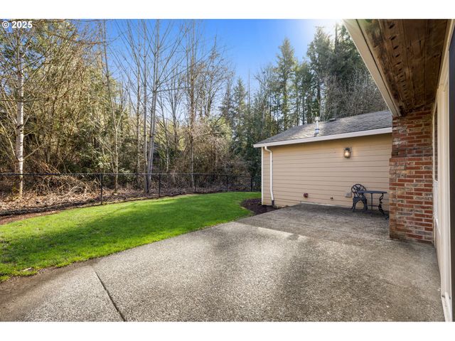11340 Nw PUMPKIN Ct, Portland, OR 97229