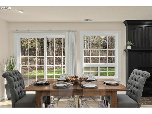 11340 Nw PUMPKIN Ct, Portland, OR 97229