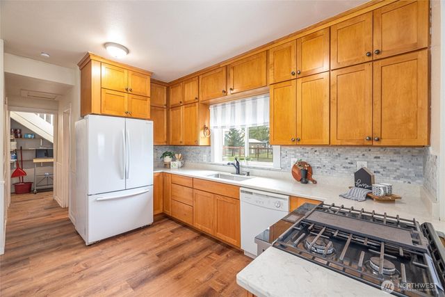 812 Sumas Avenue, Sumas, WA 98295