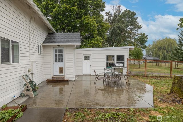 812 Sumas Avenue, Sumas, WA 98295