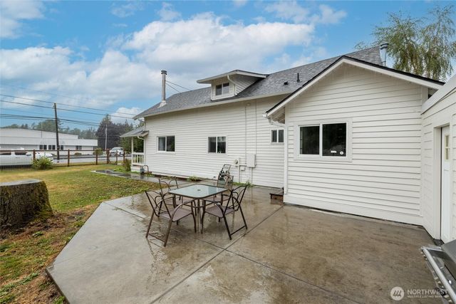 812 Sumas Avenue, Sumas, WA 98295