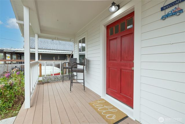 812 Sumas Avenue, Sumas, WA 98295