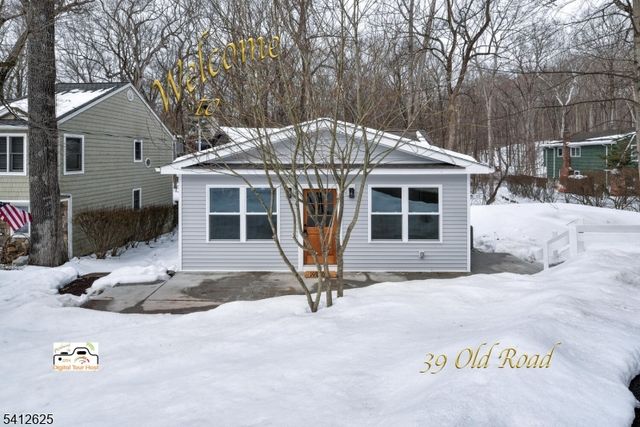 39 Old Rd, Ringwood Boro, NJ 07456