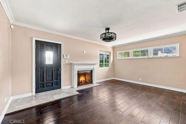 2812 N Buena Vista Street, Burbank, CA 91504