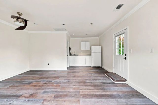 2812 N Buena Vista Street, Burbank, CA 91504