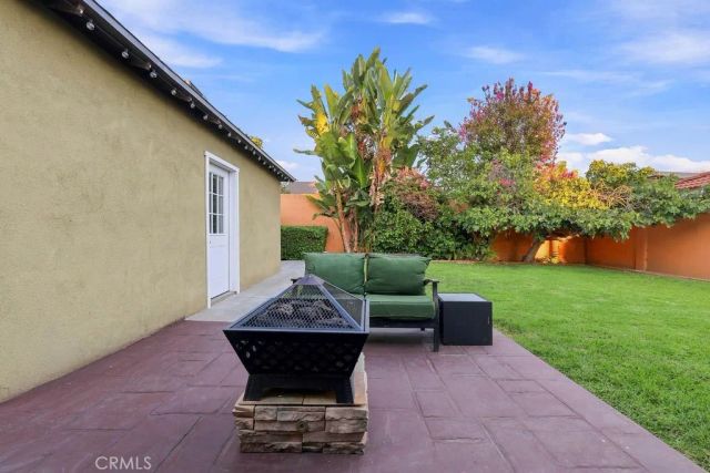 2812 N Buena Vista Street, Burbank, CA 91504