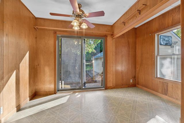 1702 S PERKINS STREET, Appleton, WI 54914