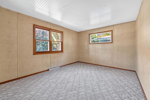 1702 S PERKINS STREET, Appleton, WI 54914