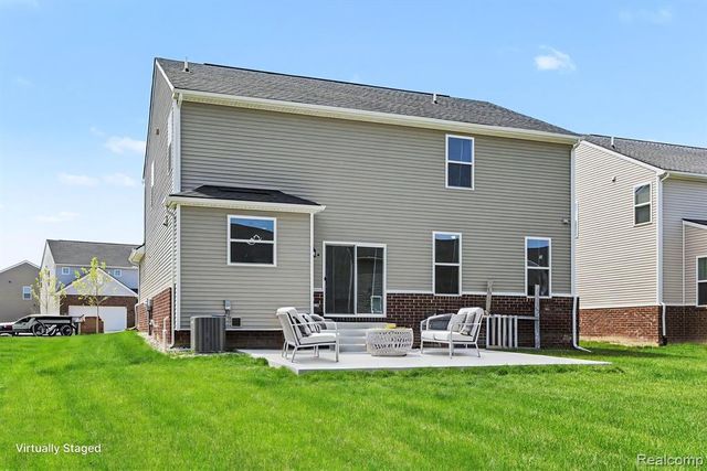 58648 Losino Drive, South Lyon, MI 48178