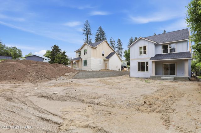 1017 W Lacrosse Ave, Coeur D'alene, ID 83814