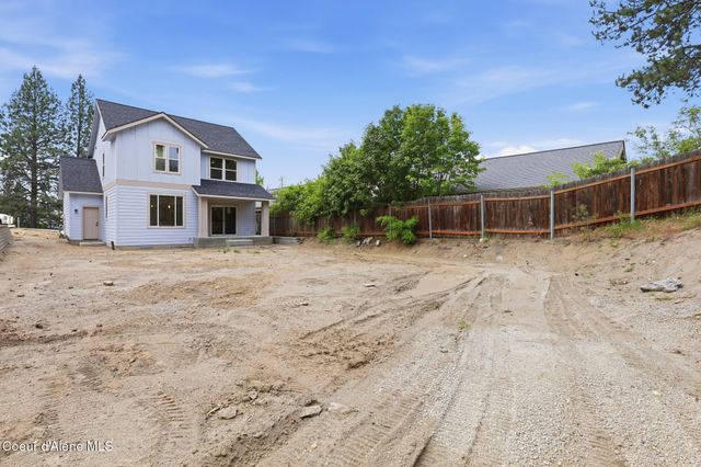 1017 W Lacrosse Ave, Coeur D'alene, ID 83814