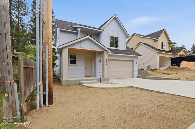 1017 W Lacrosse Ave, Coeur D'alene, ID 83814