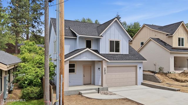 1017 W Lacrosse Ave, Coeur D'alene, ID 83814
