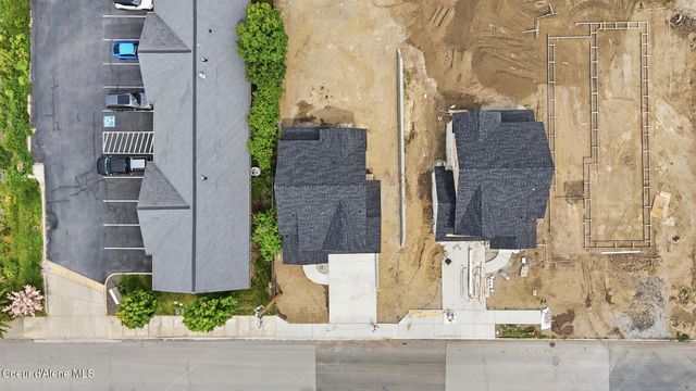 1017 W Lacrosse Ave, Coeur D'alene, ID 83814