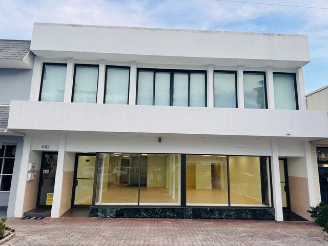 3310 NE 33rd St, Fort Lauderdale, FL 33308
