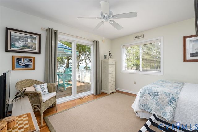 1749 Lighthouse View Dr, Ophelia, VA 22473