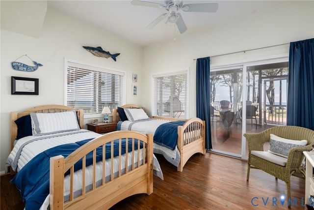 1749 Lighthouse View Dr, Ophelia, VA 22473