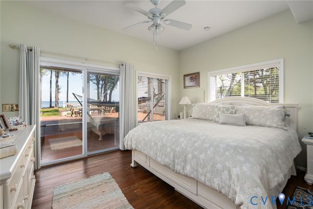 1749 Lighthouse View Dr, Ophelia, VA 22473