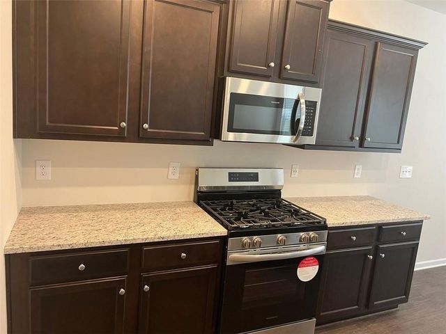 127 Berry Drive, Dawsonville, GA 30534