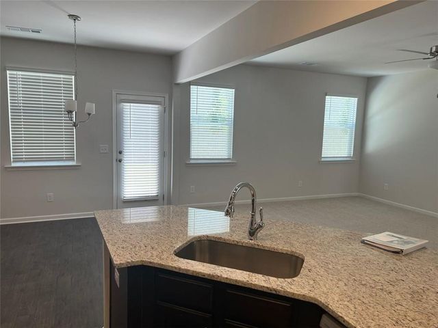 127 Berry Drive, Dawsonville, GA 30534