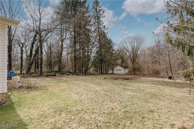 17446 Snyder Road, Chagrin Falls, OH 44023
