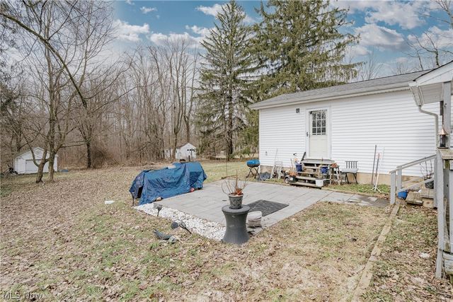 17446 Snyder Road, Chagrin Falls, OH 44023