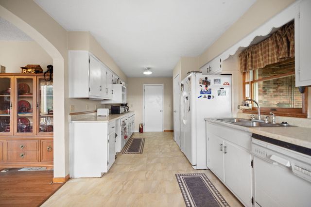 736 Caudill Road, Beattyville, KY 41311
