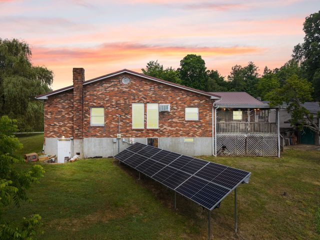 736 Caudill Road, Beattyville, KY 41311