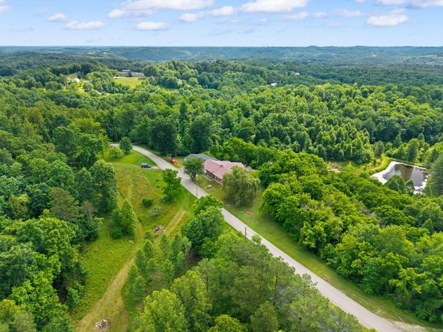 736 Caudill Road, Beattyville, KY 41311