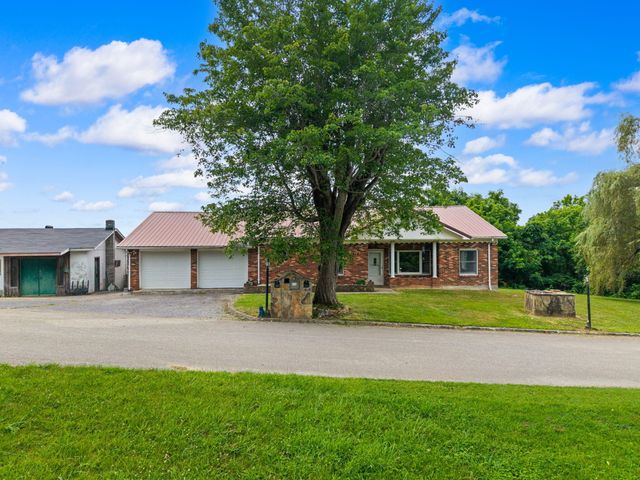 736 Caudill Road, Beattyville, KY 41311