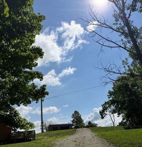 736 Caudill Road, Beattyville, KY 41311