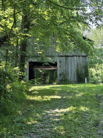 736 Caudill Road, Beattyville, KY 41311