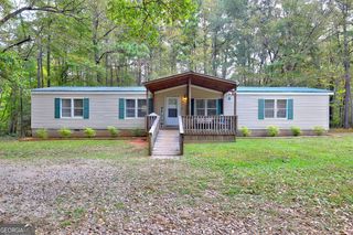 8444 Forrest Road, Grantville, GA 30220