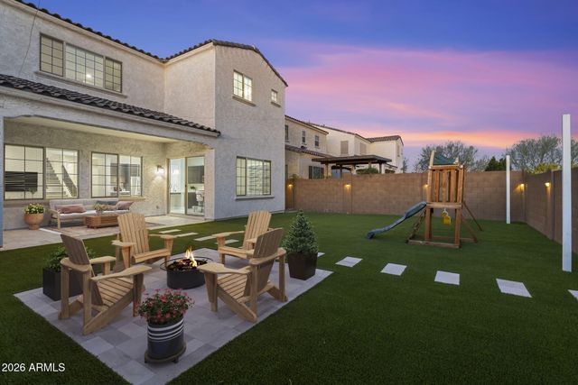 3511 E CREST Lane, Phoenix, AZ 85050