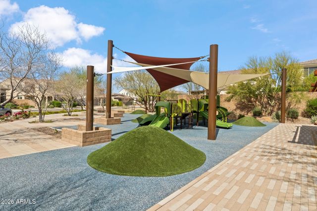 3511 E CREST Lane, Phoenix, AZ 85050