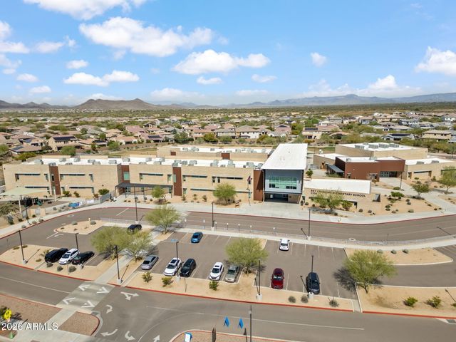 3511 E CREST Lane, Phoenix, AZ 85050