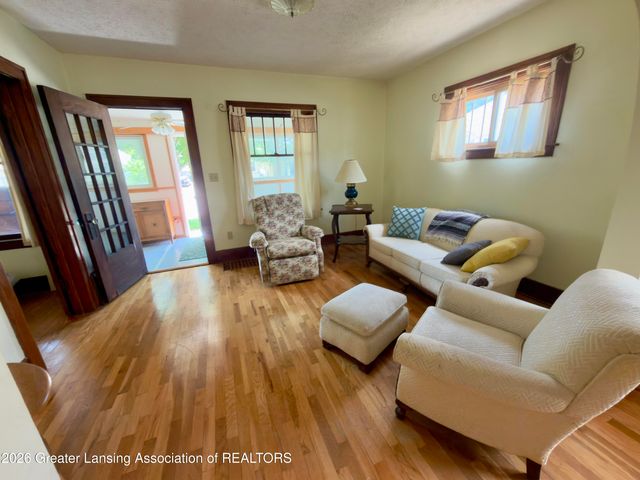 912 Smith Avenue, Lansing, MI 48910
