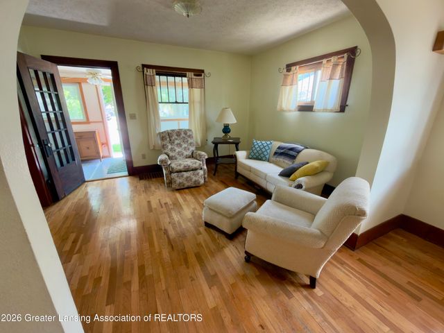 912 Smith Avenue, Lansing, MI 48910