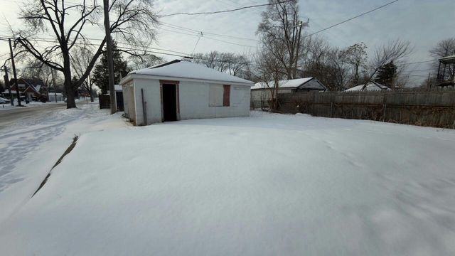 19303 Fairport Street, Detroit, MI 48205