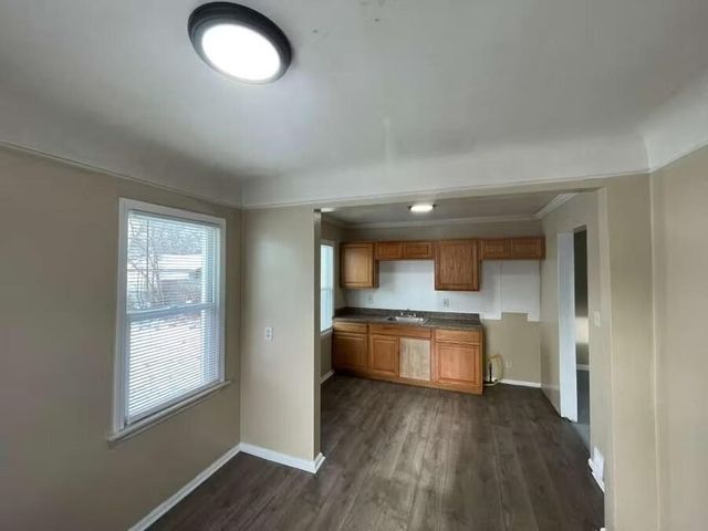 19303 Fairport Street, Detroit, MI 48205