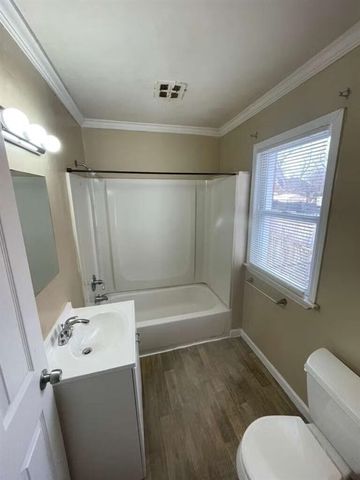 19303 Fairport Street, Detroit, MI 48205