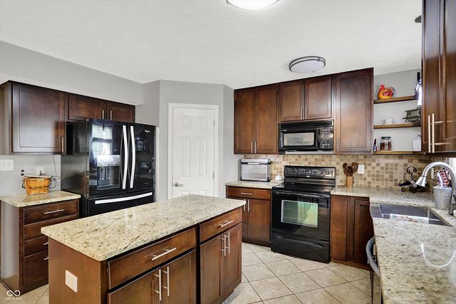 12903 Turnham Drive, Fishers, IN 46038