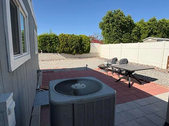 38910 Desert Greens Drive W, Palm Desert, CA 92260