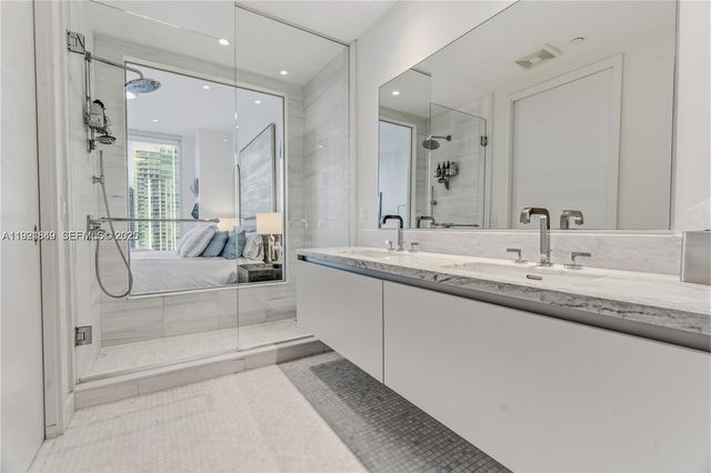 700 NE 26th Ter 3406, Miami, FL 33137