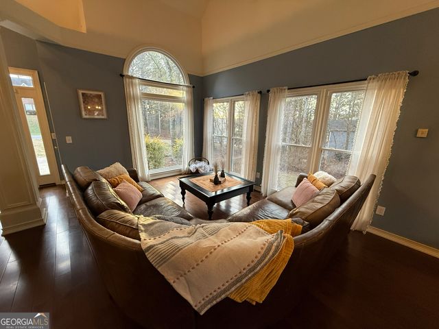 19 Wexford Circle NW, Cartersville, GA 30121