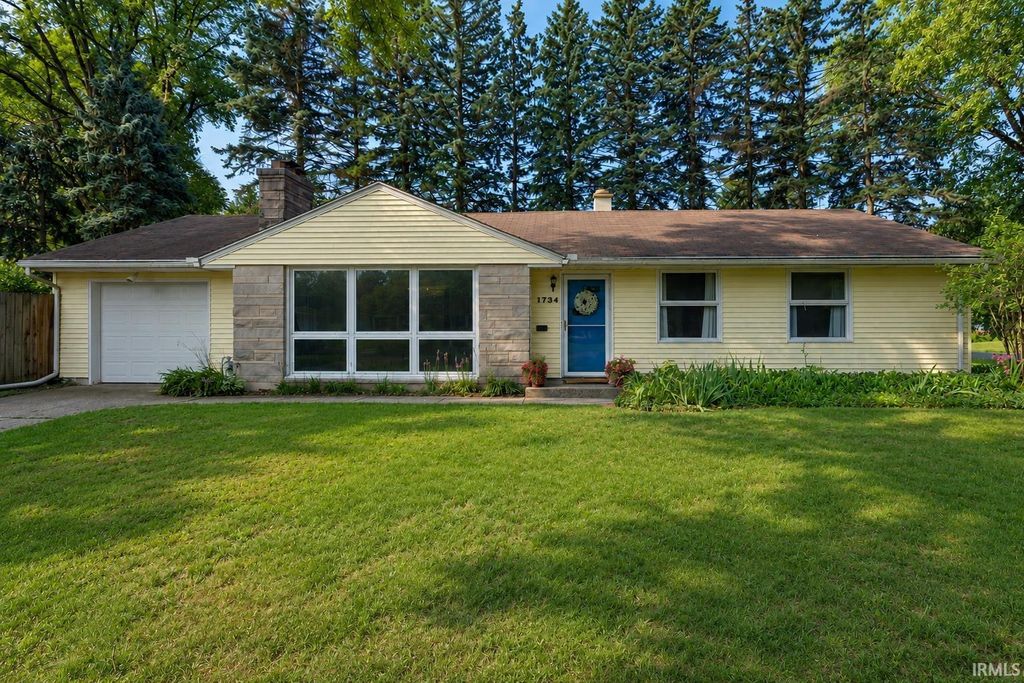 1734 Campeau Street, South Bend, IN 46617