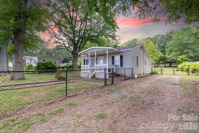 205 Stowe Acres Road, Kings Mountain, NC 28086