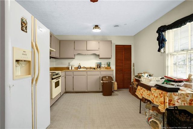 979 Lisa Avenue, Fayetteville, NC 28314