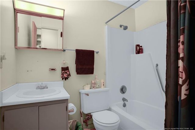 979 Lisa Avenue, Fayetteville, NC 28314